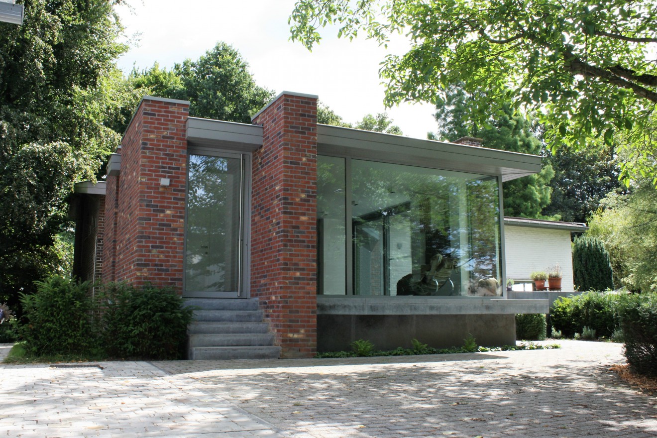 Architect- en ingenieursbureau Andries & Vuylsteke - Uitbreiding woning met dokterspraktijk