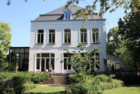 Architect- en ingenieursbureau Andries & Vuylsteke - Verbouwen van een kasteel 