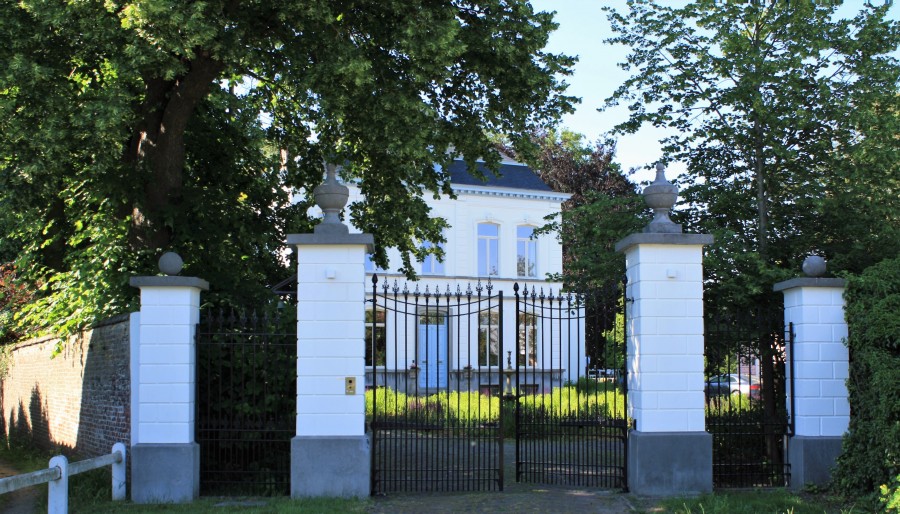 Architect- en ingenieursbureau Andries & Vuylsteke - Verbouwen van een kasteel 